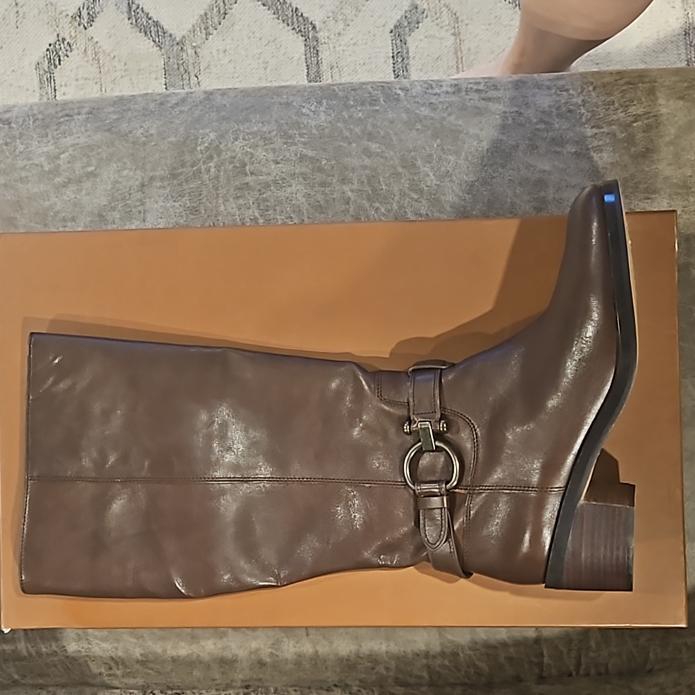 Coach Carolina Calf Boots New in Box - Picture 7 of 8